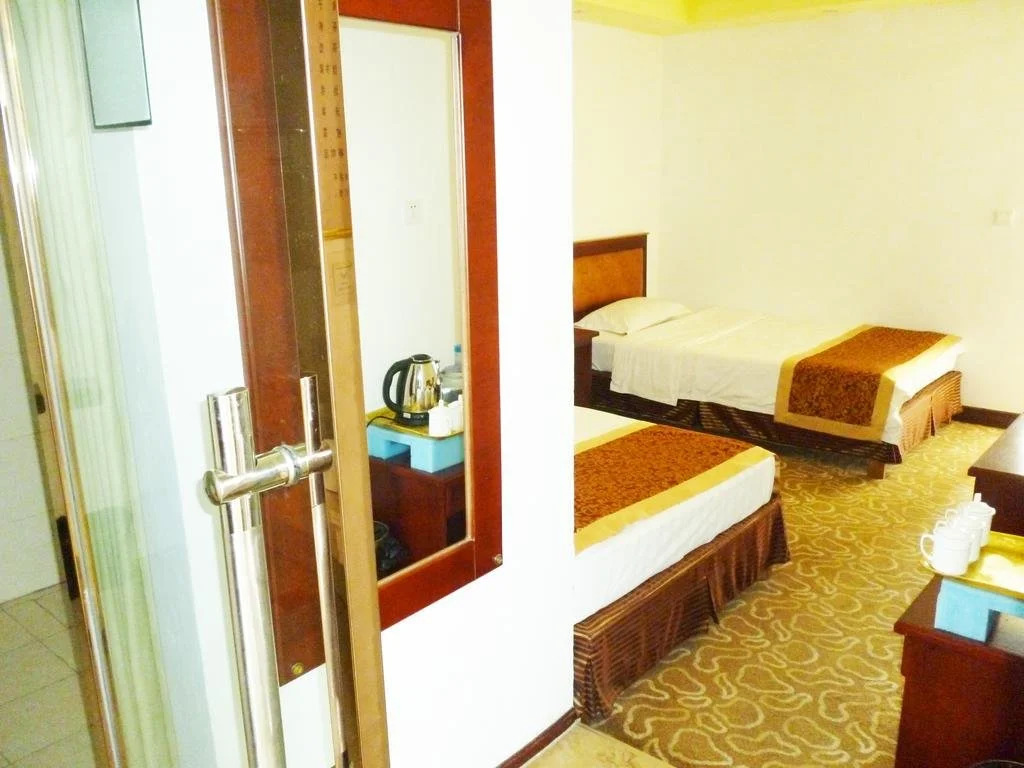 Zhijia Express Hotel