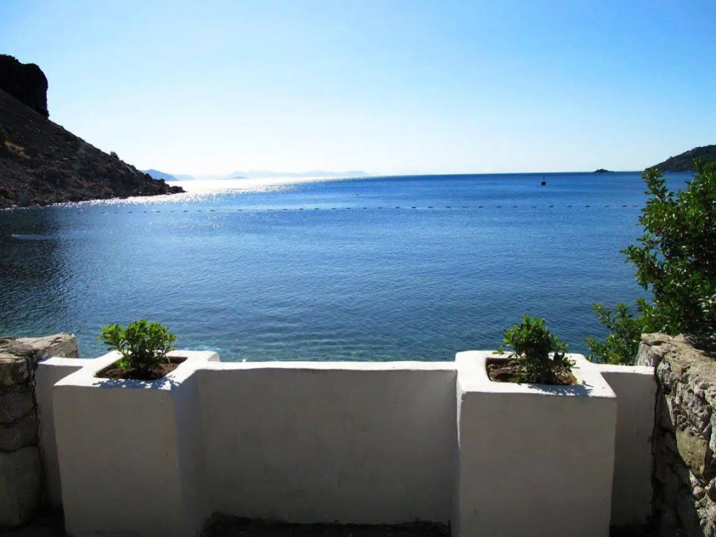 Serena Suites