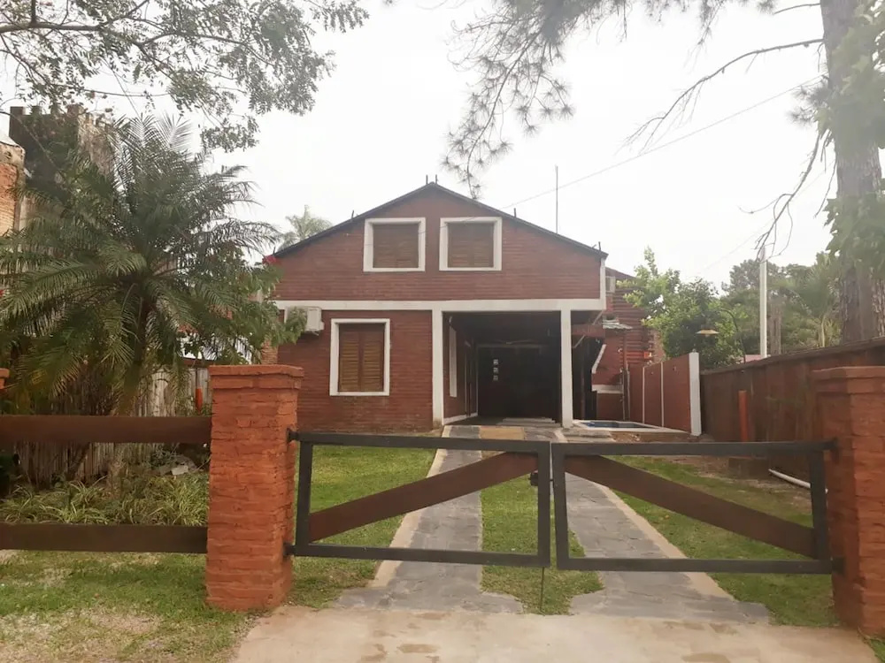 Hermosa Cabana Paso Patria