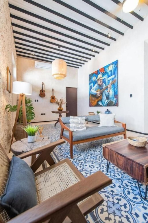 Casa Trova Santa Lucía with Parking by Cercana