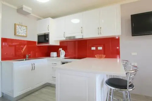 Beachfront 2, 25 Willow Street