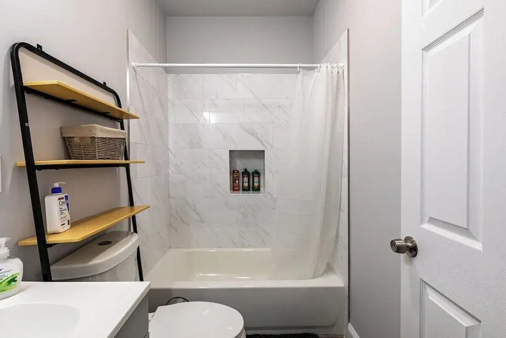 Philly Getaway - Chic Stay Near Center City