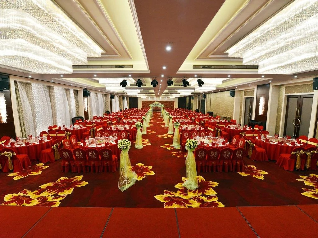 Zhongle Baihua Hotel