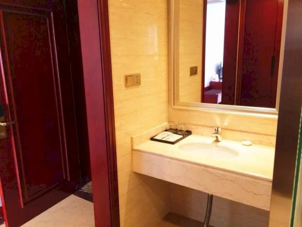 Hangzhou Junwen Hotel