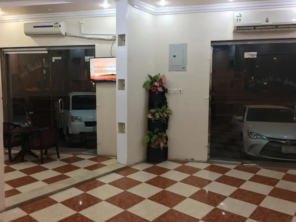 Danat Alfakhamah 2
