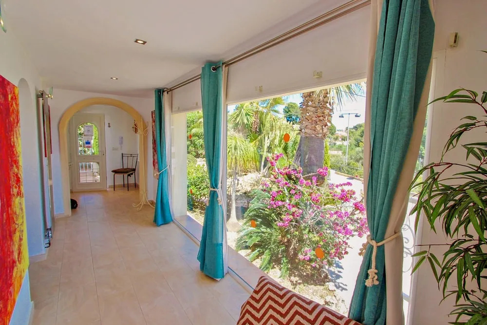 Michelle - sea view villa with private pool in Benissa