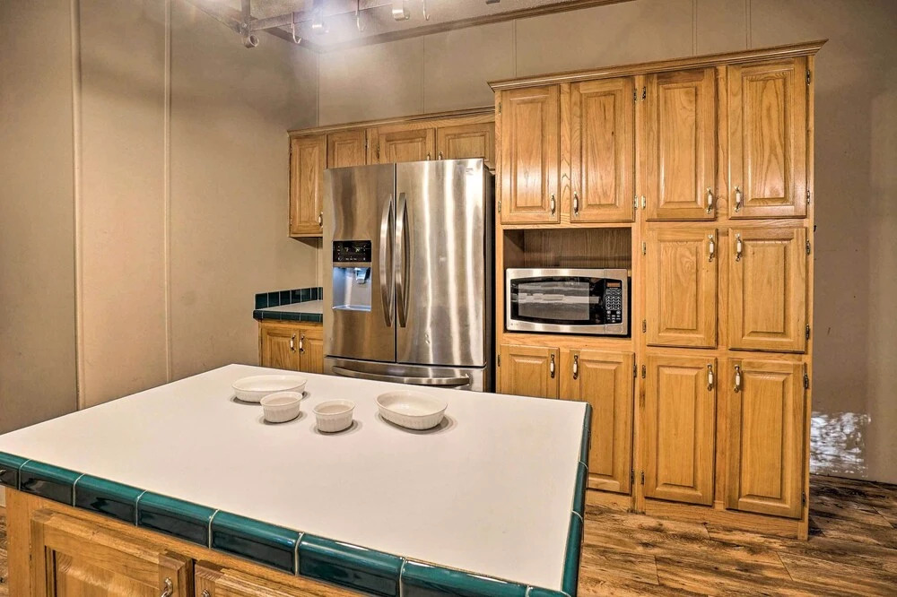 Broken Bow Oasis: Hot Tub, Fire Pit & Patio