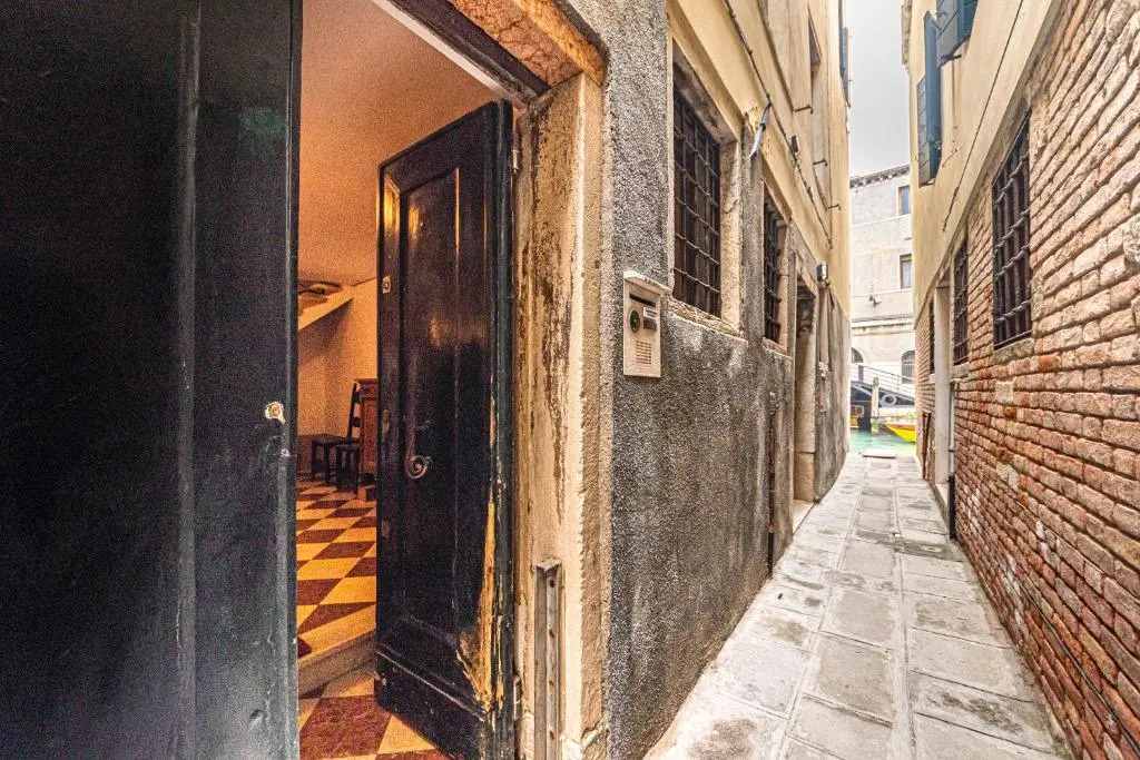 CASA VESCOVO, free Wi-Fi near San Marco Square