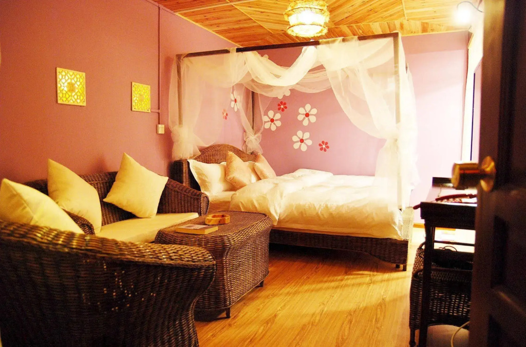 Overseas Inn