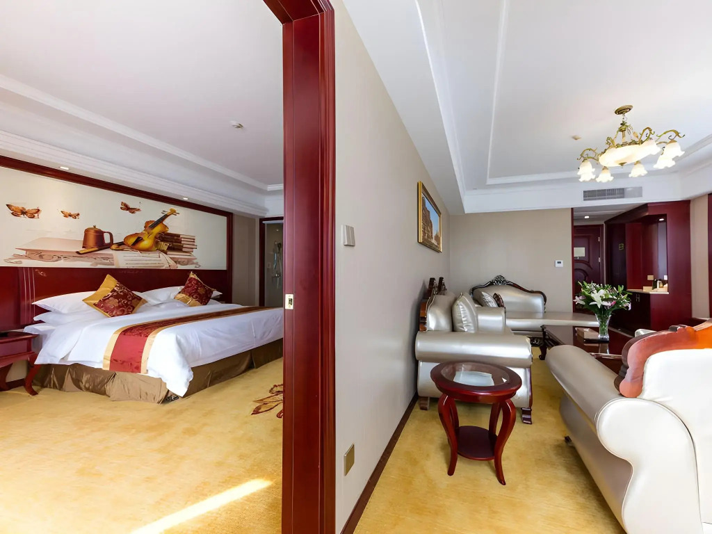 Vienna Hotel Songjiang Wanda Guangfulin Road