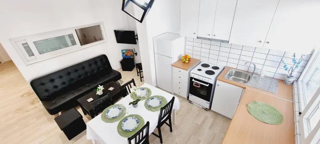 Cristina Studio Apartment