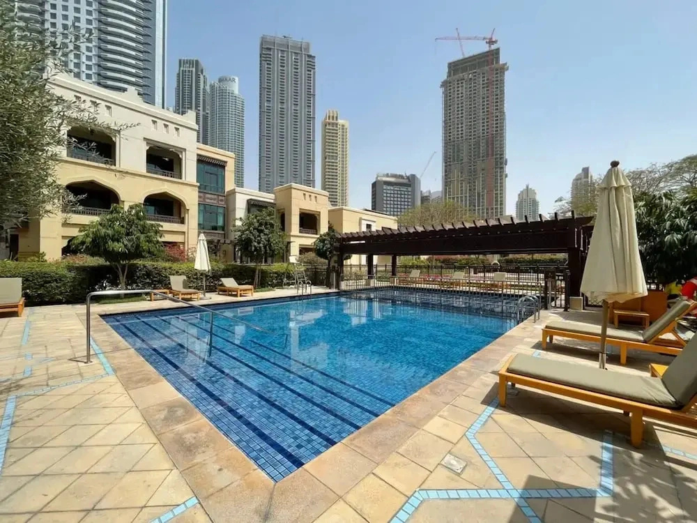 Silkhaus Arabian Vibes Souk al Bahar Access Pool