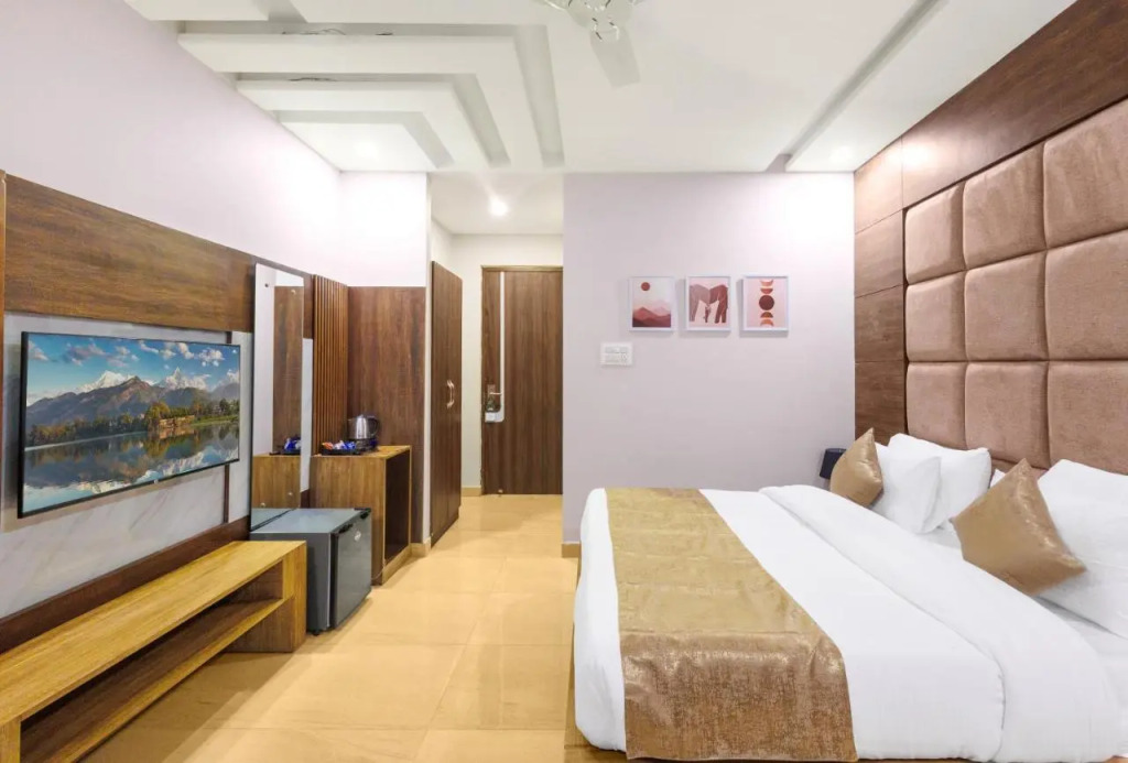 Stone Wood Hotel, Rishikesh
