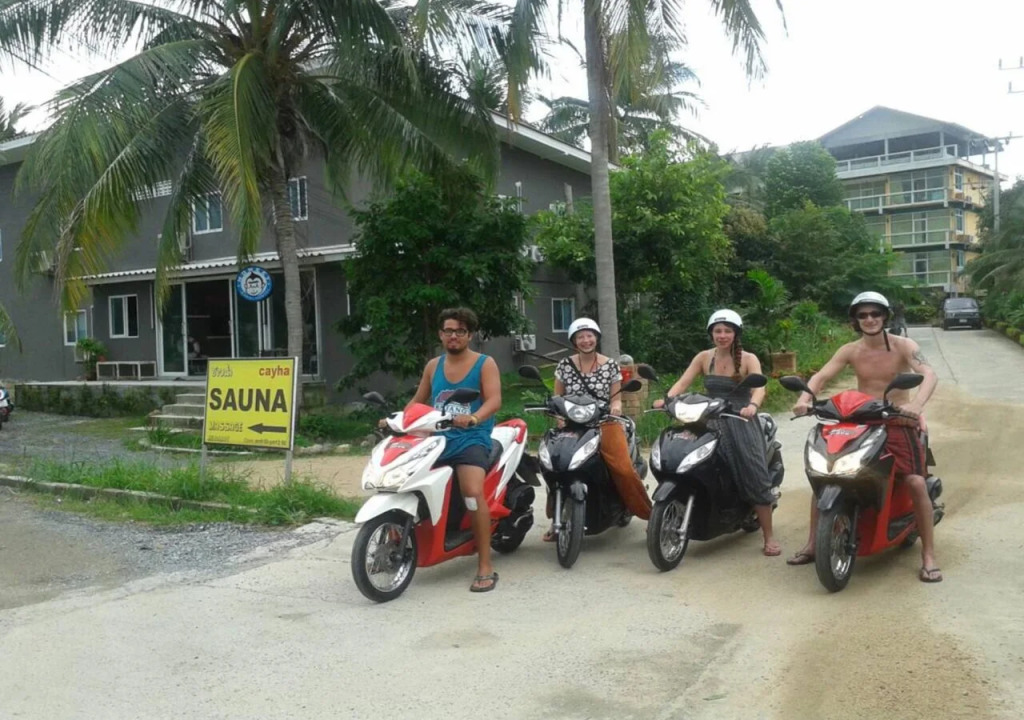Monkey Samui Hostel