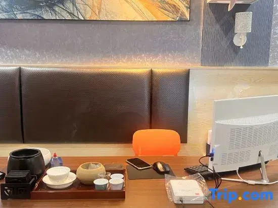 Susie Hotel (Rongchang Oriental Plaza Store)