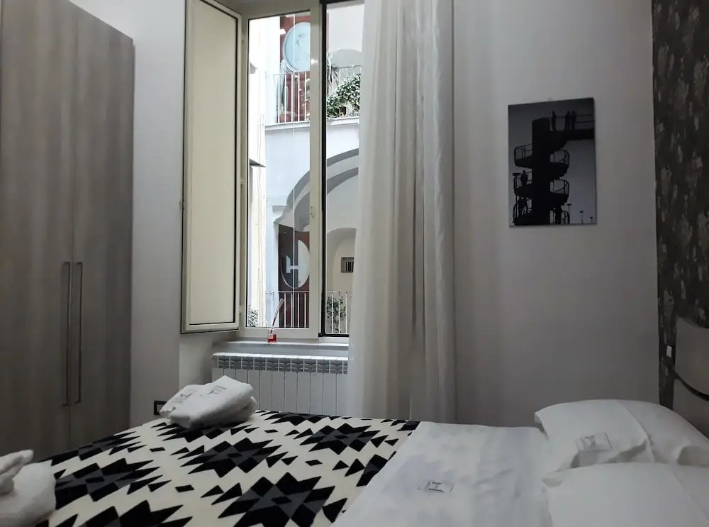 Hermes rooms for tourists