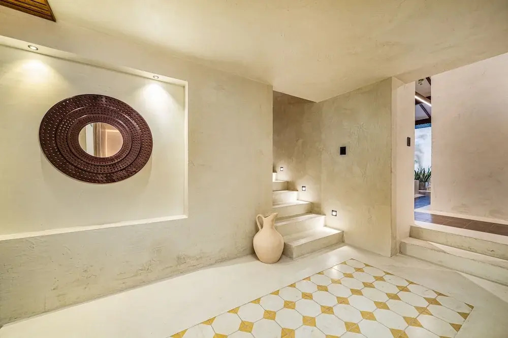 Provenza 6 Bedroom House by HOUSY HOST