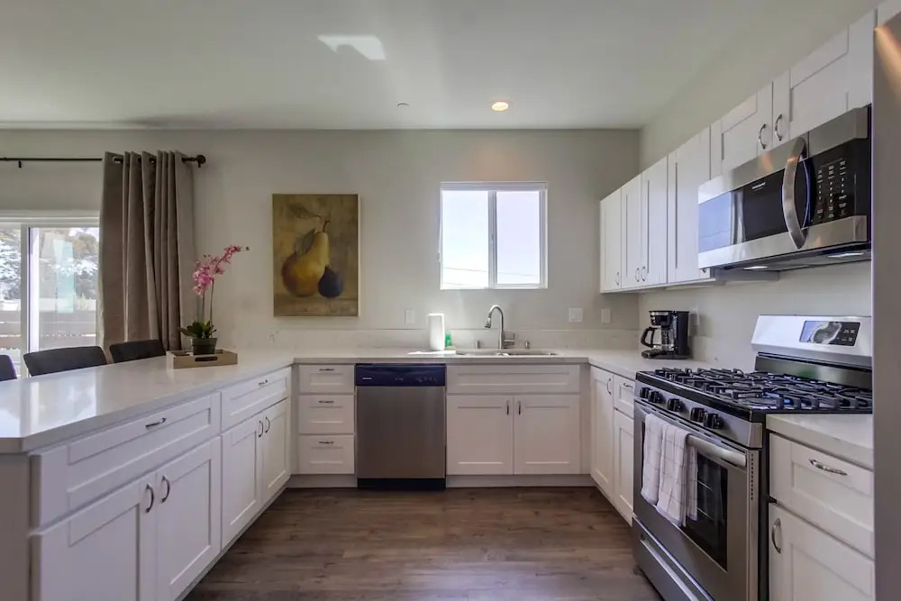Coastal Horizon-B - 3 Br Apts