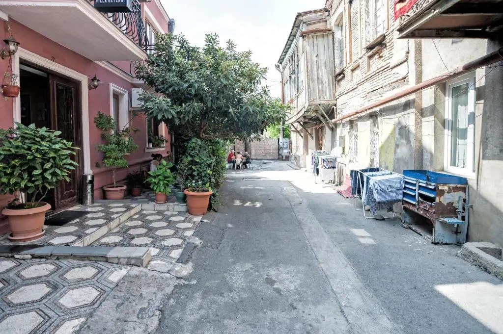 White Apartment Old Tbilisi