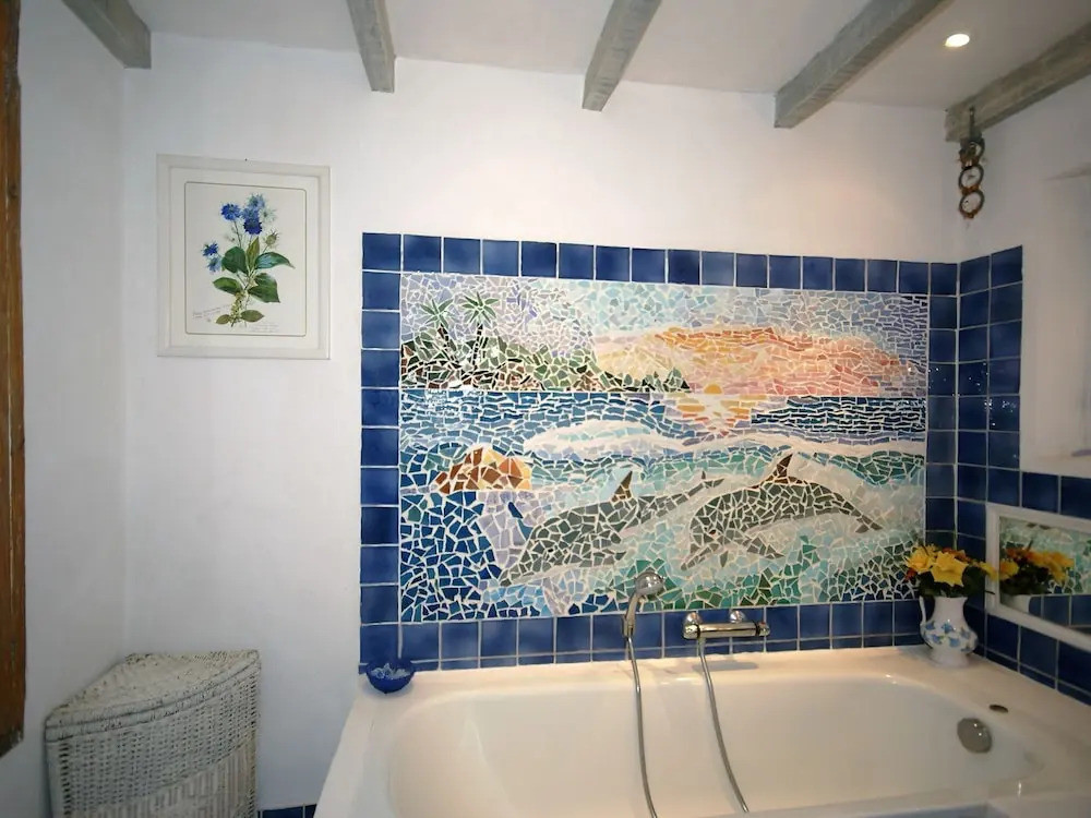 Sweet Holiday Home With a Large Lawn, Swimming Pool, Privacy and Close to Cute Villages
