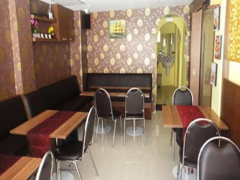 OYO 75375 Lisa Guesthouse