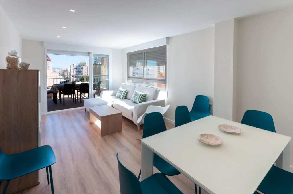 TORRES DEL MAR - Apartment with sea views in Playa de Gandia. Free WiFi