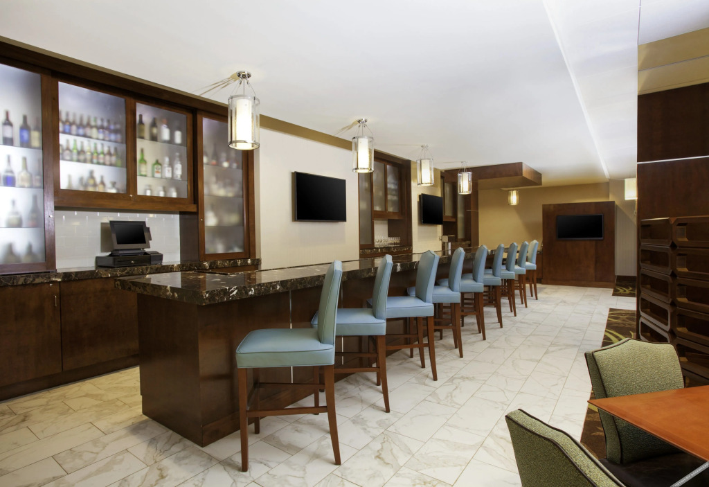 Crowne Plaza Pittsburgh Airport