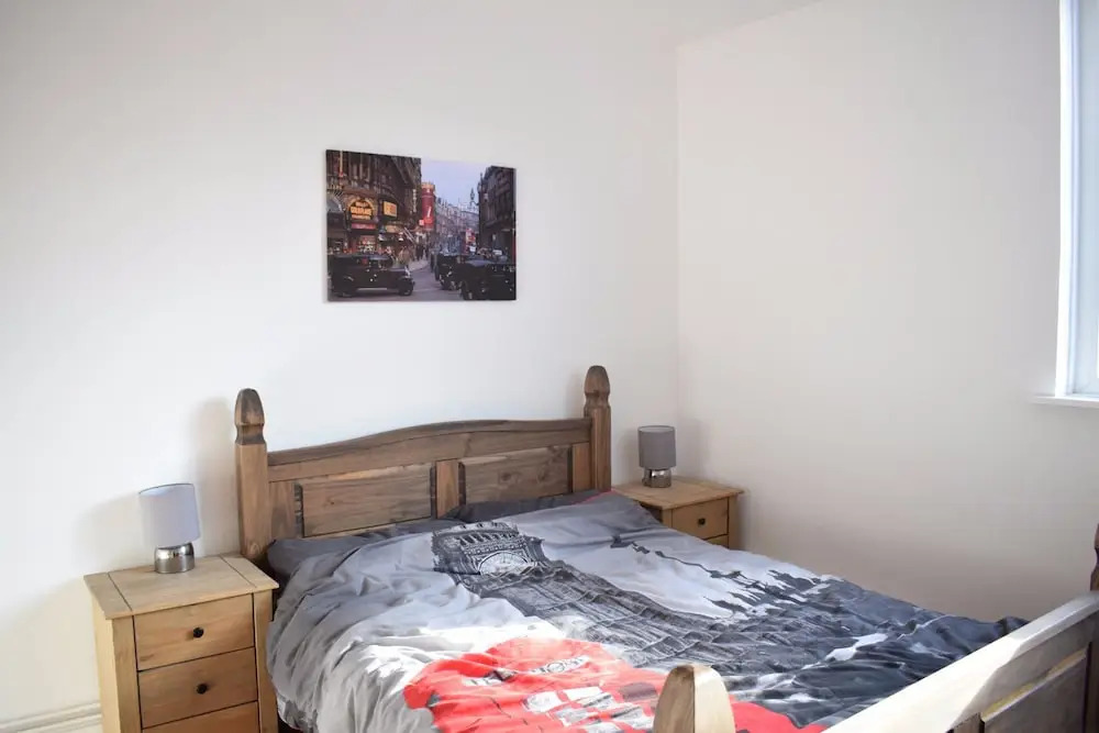 1 Bedroom Apartment Opposite Shoreditch Park