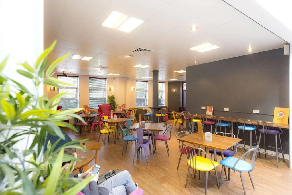 YHA London Thameside