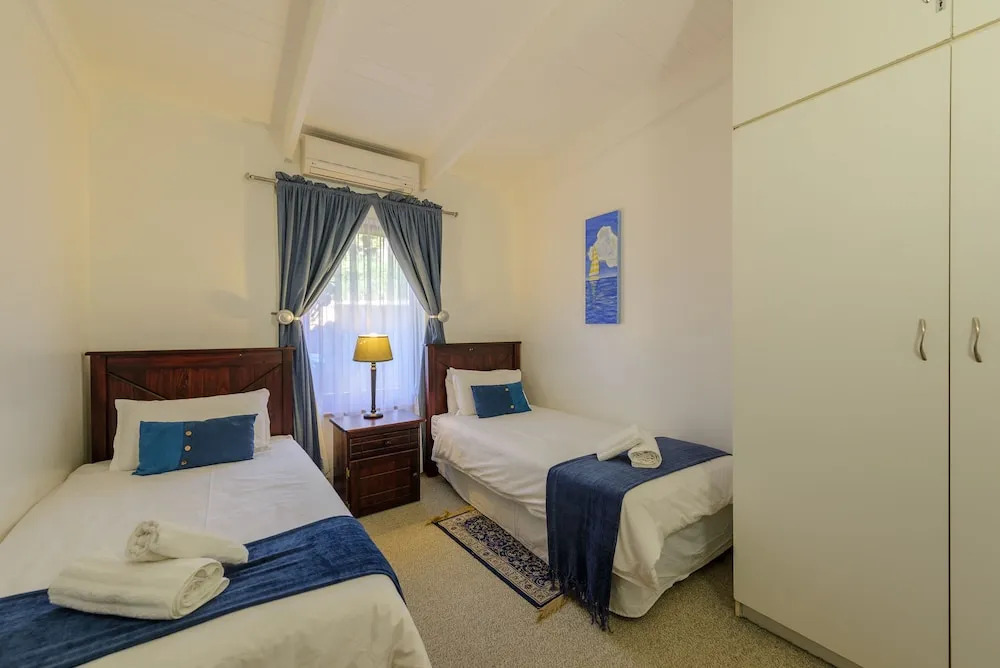 San Lameer Villa Rentals 2602