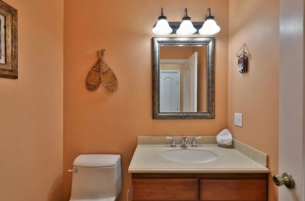 The Queens Croft V2 - Luxury Killington Ski Home. Newer. Better. Ski-ier. 3 Bedroom Home