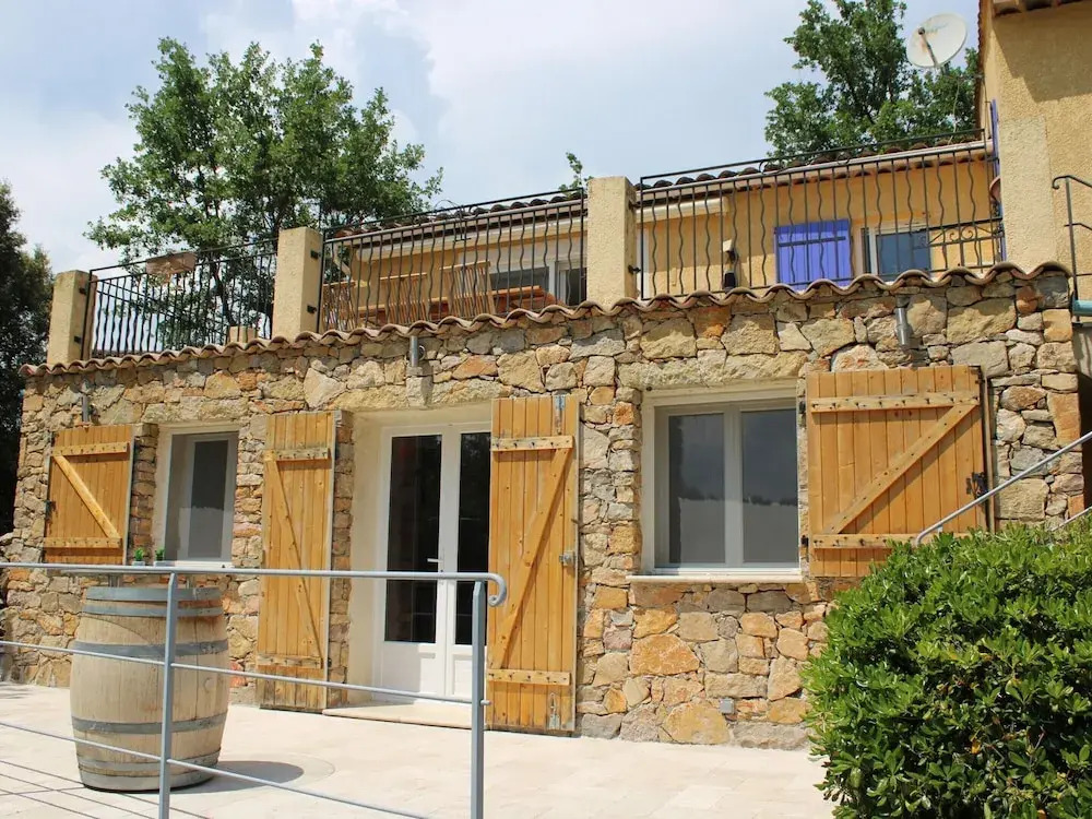 Holiday Home With Large Garden and Pool