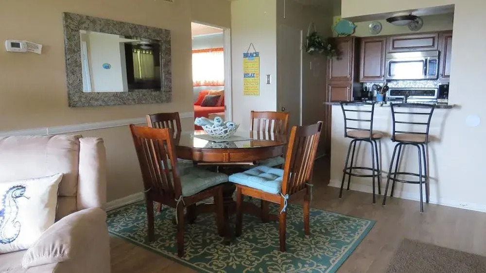 Janel's Haven 504bh 2 Bedrooms 2 Bathrooms Condo