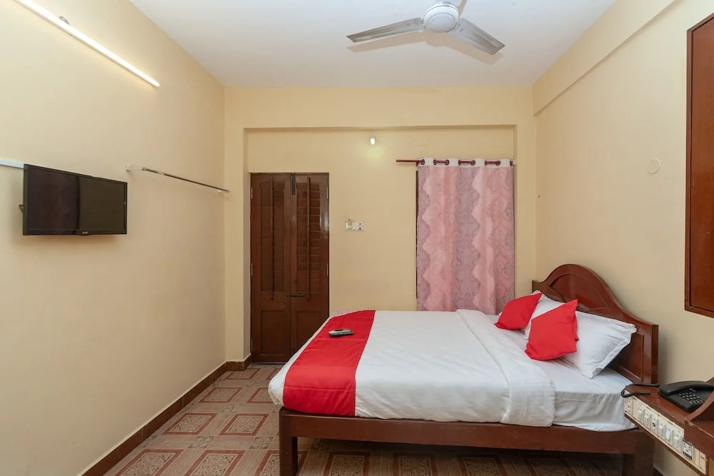 OYO 23098 Ushama Heritage Guest House