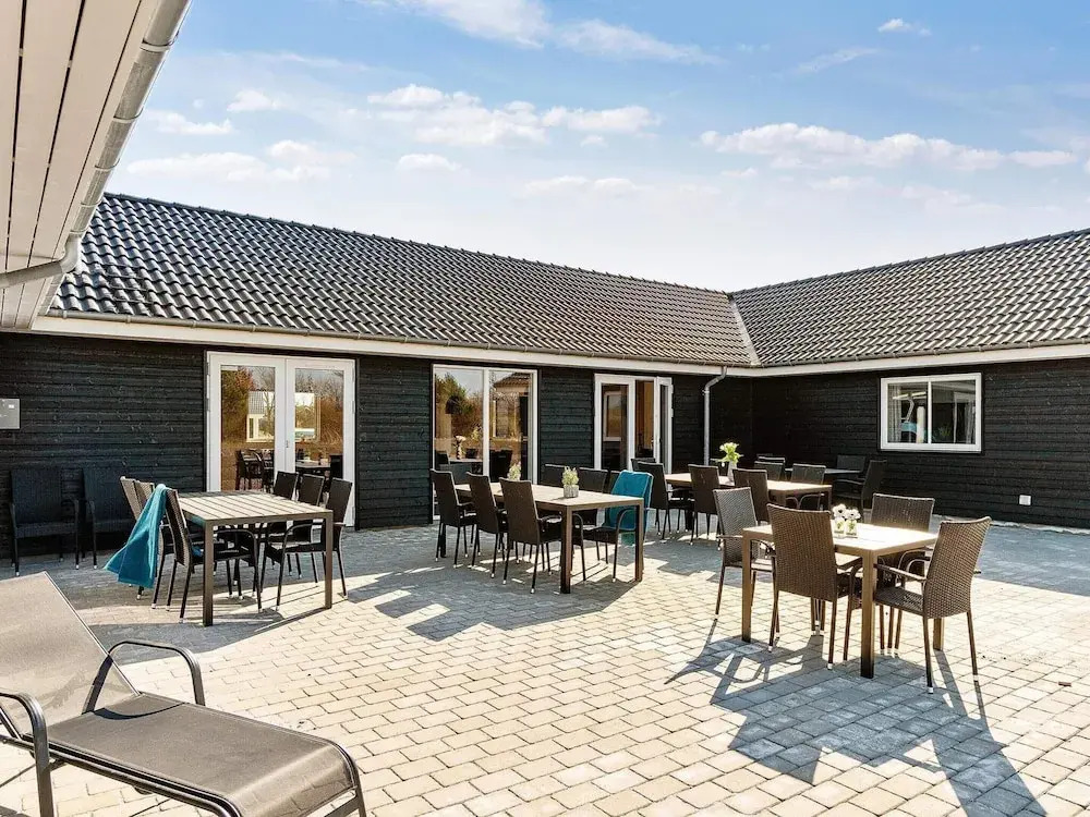 Luxury Pool Villa in Grena