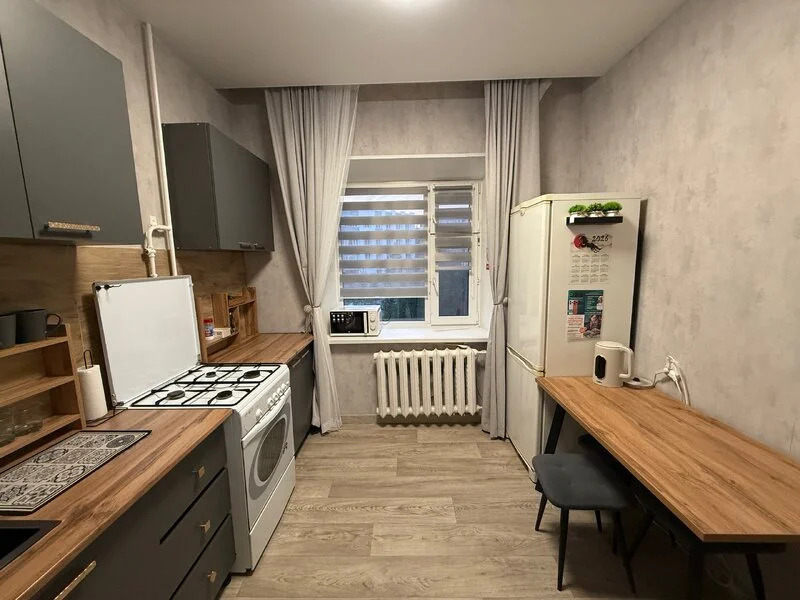 Nadym House  на набережной Оруджева 50