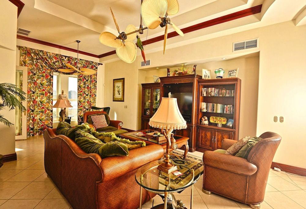 Bella Vista 4B 3 Bdrs Ocean View in Los Suenos