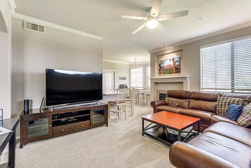 Pool Access, Near Spring Training! Mesa Retreat