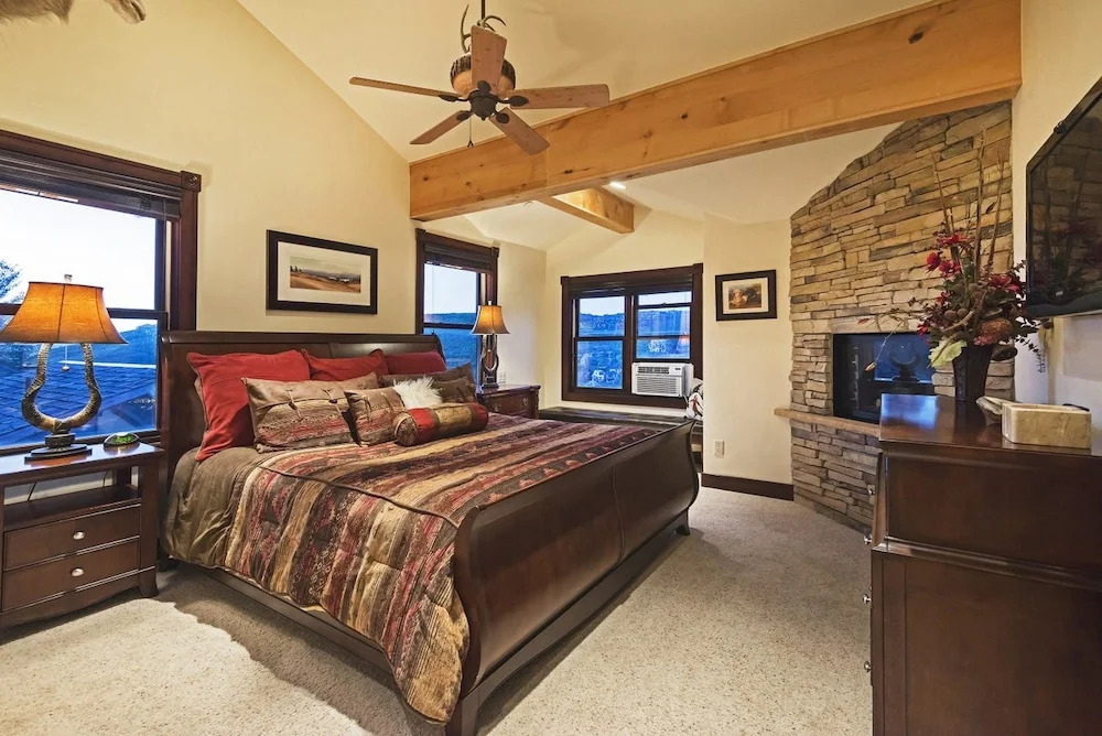 Abode at Big Game Lodge