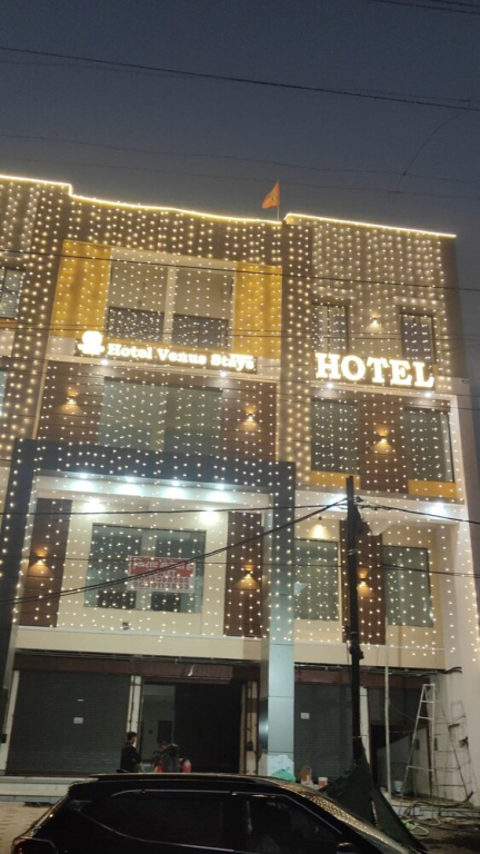 Hotel Venus Stays Near Prestige College Bhopal