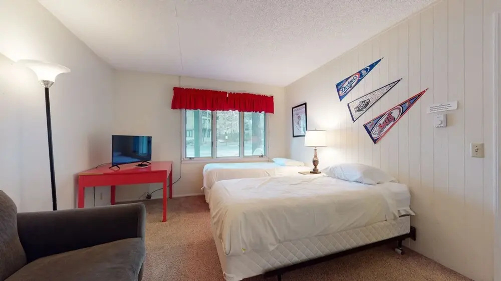 Chateau de Montagne 24 Light And Bright Condo with Private Washer Dryer Right On The Shuttle Route by RedAwning