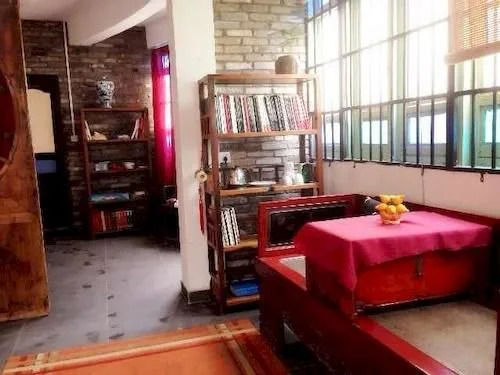 Xiaozhou Jinshidi Inn