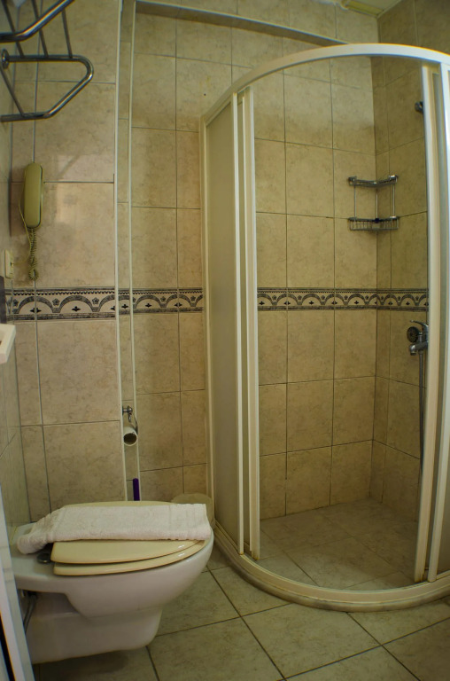 Hotel Seril 1