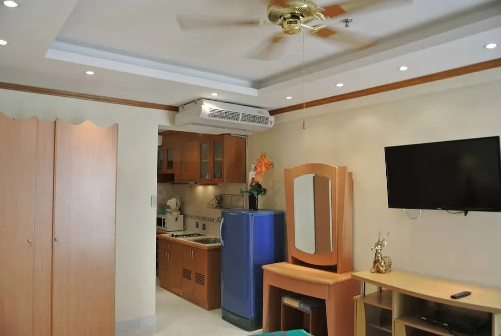 Jomtien Beach Condominium A2 F13 R4