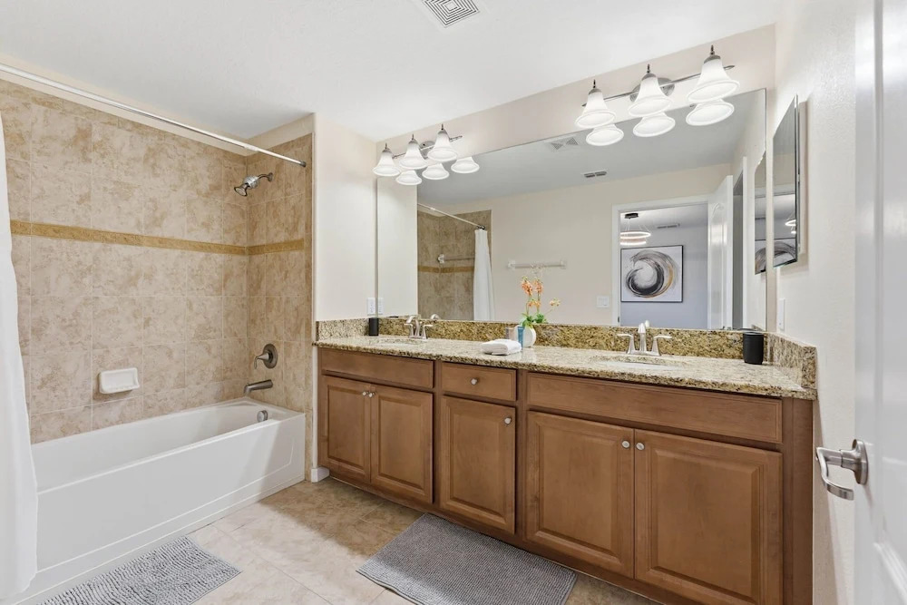 8951 Disney Dreams Family Townhouse Near Park