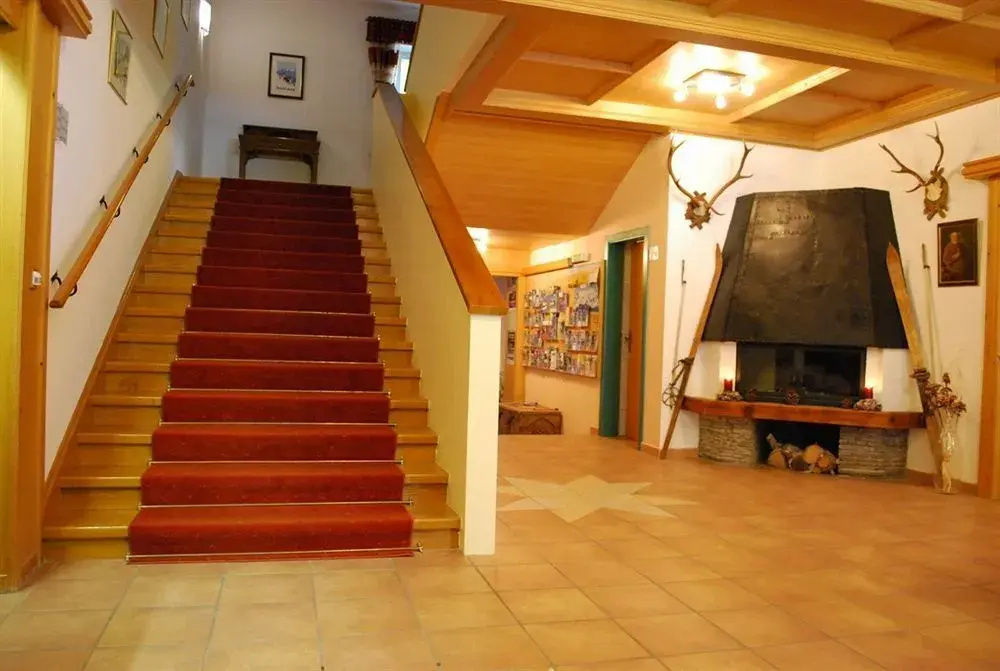 Apparthotel Montana