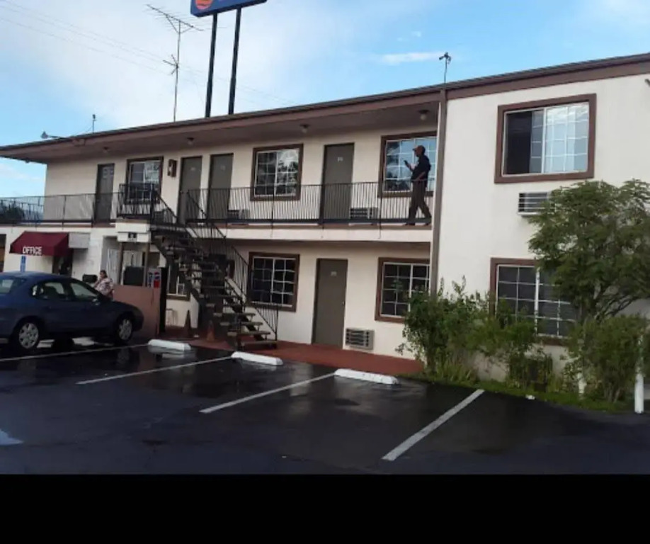 Colton Motel