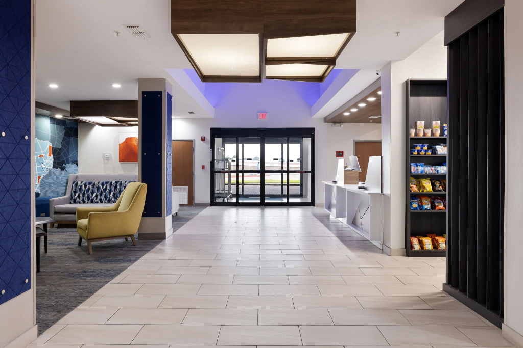 Holiday Inn Express Hotel and Suites Kingsville by IHG