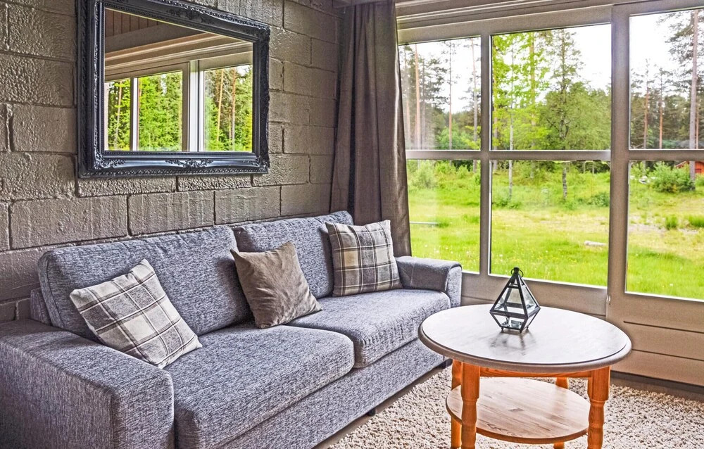 Lovely Home In Ljørdalen With Kitchen