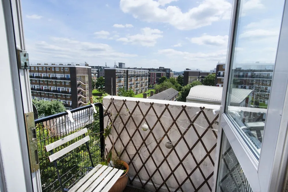 Central Stylish 2BR Flat with Tower Bridge Views